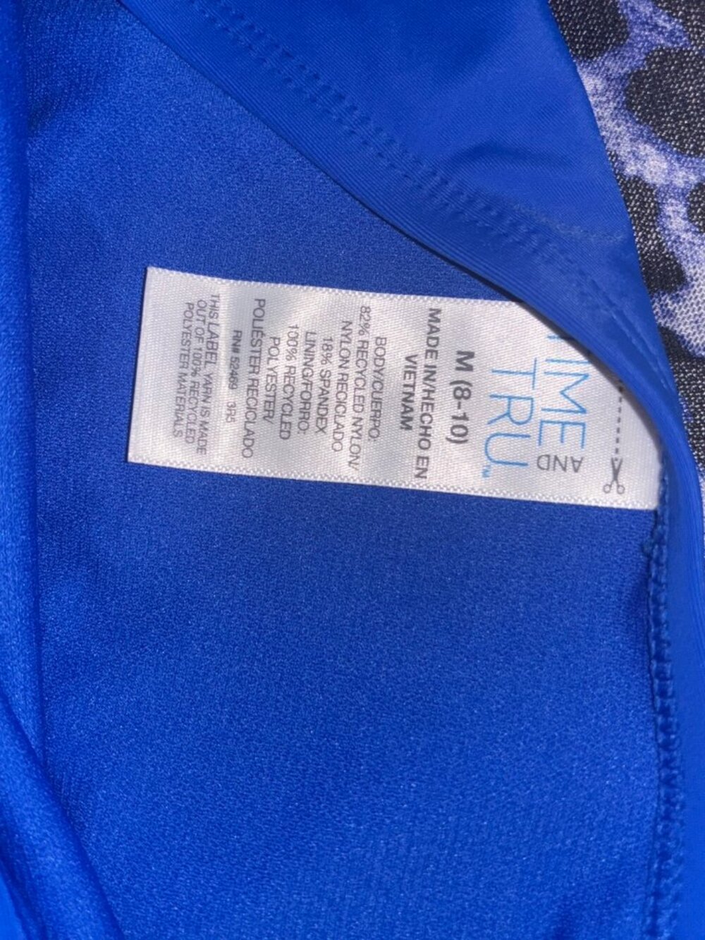 2 PIECE SUIT - Picture 2 of 3